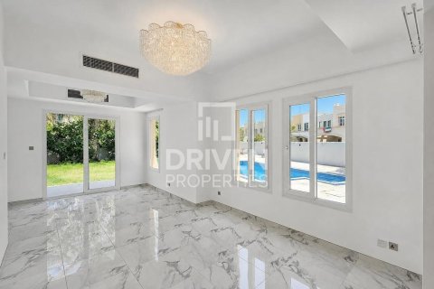 3 غرف نوم تاون هاوس في Springs 15, الإمارات العربية المتحدة رقم 215186