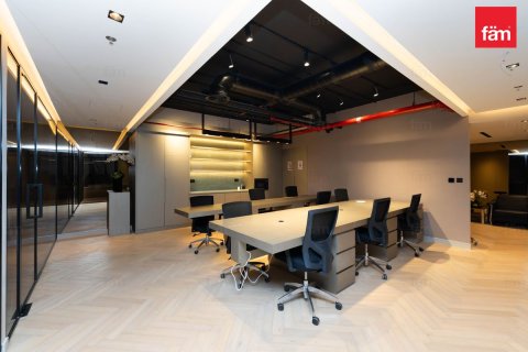 158.1m² Office in Dubai, UAE No. 216051 4