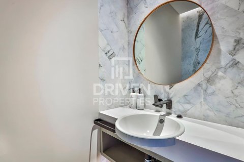 Apartment de 2 dormitorios en Zabeel, UAE No. 204659 17