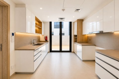 Villa de 4 dormitorios en Jebel Ali, UAE No. 208879 5