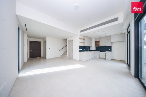 3 bedrooms Villa in Dubai, UAE No. 216354