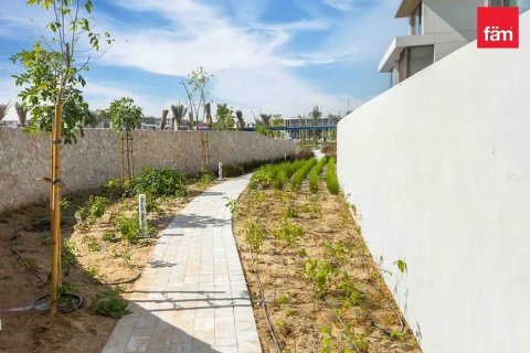 3 bedrooms Townhouse in Dubai, UAE No. 216102 10