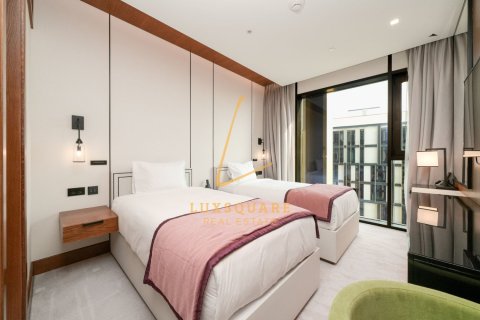 4 bedrooms Apartment in Dubai, UAE No. 222040 25