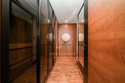 4 bedrooms Apartment in Dubai, UAE No. 222040 11