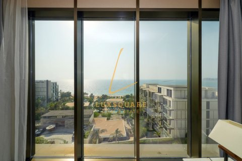 4 bedrooms Apartment in Dubai, UAE No. 222040 6