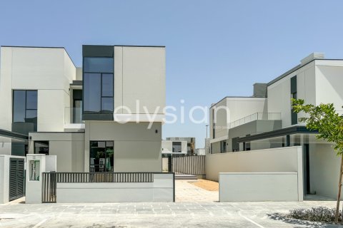 4 bedrooms Villa in Murooj Al Furjan, UAE No. 64907 12