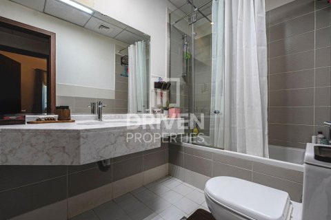 2 bedrooms Apartment in Jumeirah Village Triangle, UAE No. 211228 10