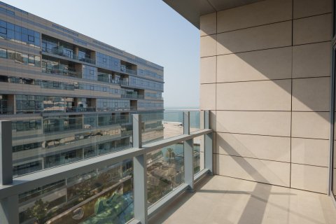 Apartment de 2 dormitorios en Al Raha Beach, UAE No. 223464