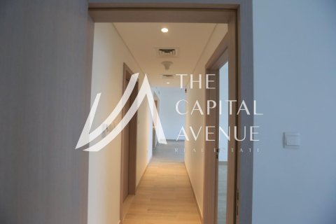 2 bedrooms Apartment on the Yas Island, UAE No. 213151 5