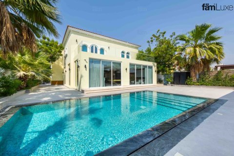 4 غرف نوم فيلا في Jumeirah Park, الإمارات العربية المتحدة رقم 203095 26