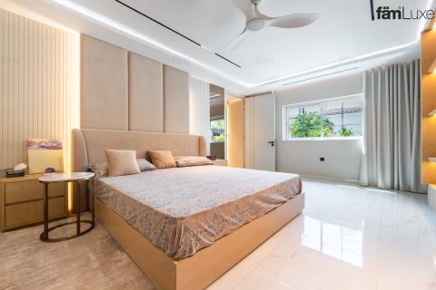 4 غرف نوم فيلا في Jumeirah Park, الإمارات العربية المتحدة رقم 203095 27