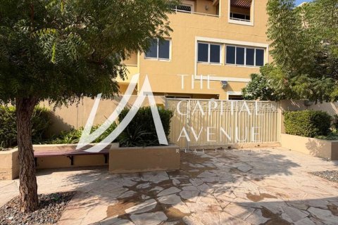 3 bedrooms Townhouse in Khalifa City, UAE No. 221761 10