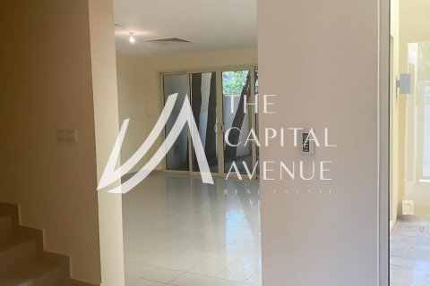3 bedrooms Townhouse in Khalifa City, UAE No. 221761 8