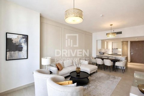 Apartment de 3 dormitorios en LIV Residence, UAE No. 218406 3