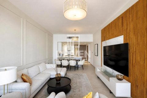 Apartment de 3 dormitorios en LIV Residence, UAE No. 218406