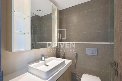 Apartment de 3 dormitorios en LIV Residence, UAE No. 218406 17