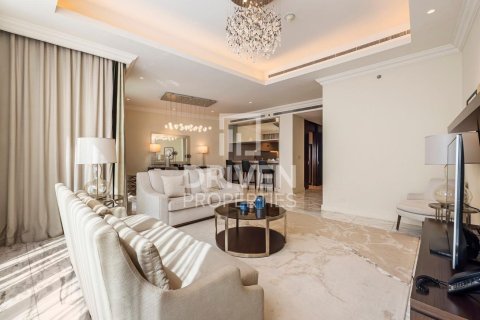 Квартира с 3 спальнями в The Address Residence Fountain Views, ОАЭ №202664 3