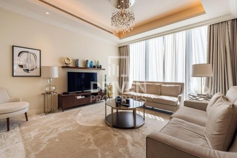 Квартира с 3 спальнями в The Address Residence Fountain Views, ОАЭ №202664 5