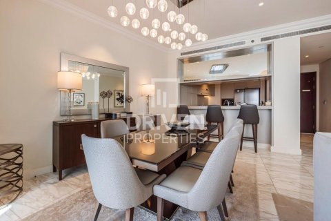 Квартира с 3 спальнями в The Address Residence Fountain Views, ОАЭ №202664 4