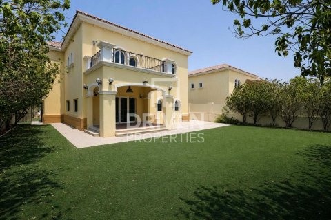 Вилла с 3 спальнями в Jumeirah Park, ОАЭ №218585 29