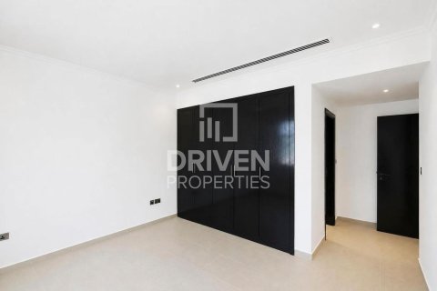 Вилла с 3 спальнями в Jumeirah Park, ОАЭ №218585 11