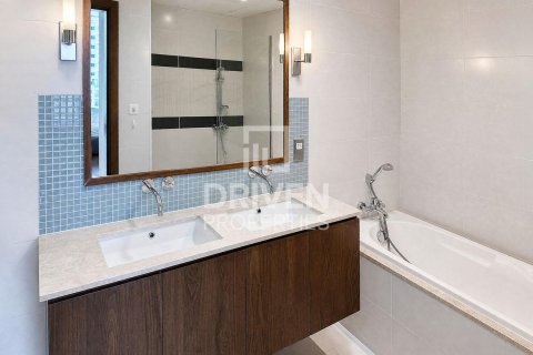 Apartment de 2 dormitorios en Oceana, UAE No. 221434 10