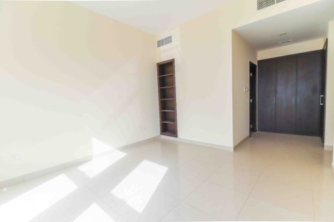 Apartment de 2 dormitorios en Muwaileh Commercial, UAE No. 215271 10