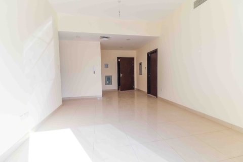 Apartment de 2 dormitorios en Muwaileh Commercial, UAE No. 215271 5