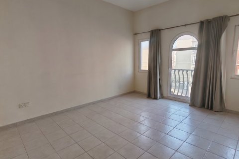 2 bedrooms Apartment in Discovery Gardens, UAE No. 213605 9