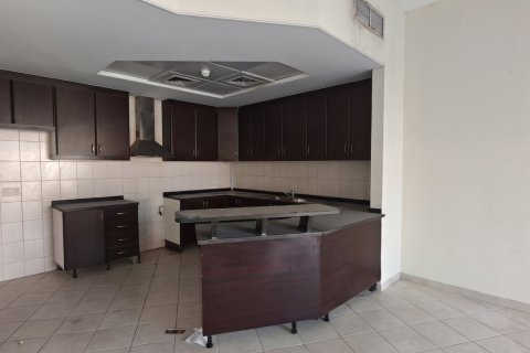 2 bedrooms Apartment in Discovery Gardens, UAE No. 213605 4