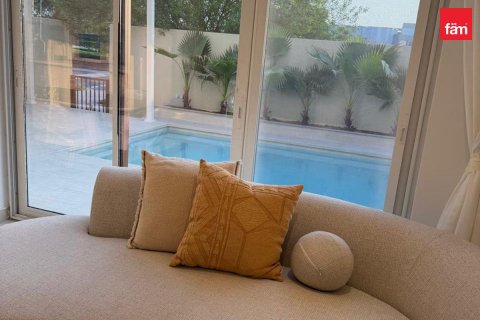 4 bedrooms Villa in Reem, UAE No. 213217 6
