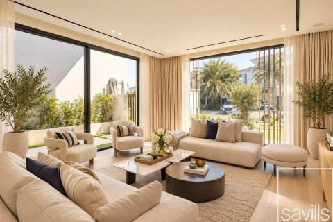 Вилла с 6 спальнями в Garden Homes, ОАЭ №220390 20