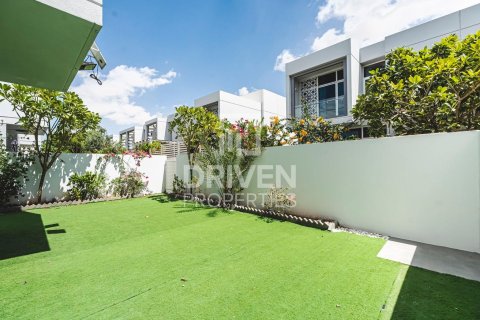 3 bedrooms Townhouse in Arabella Townhouses, UAE No. 212665 3