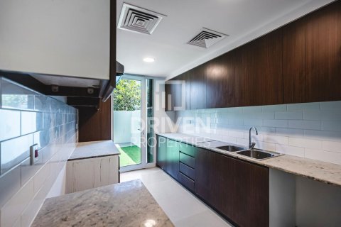 3 bedrooms Townhouse in Arabella Townhouses, UAE No. 212665 9