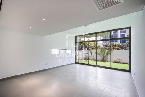 3 bedrooms Townhouse in Arabella Townhouses, UAE No. 212665 5
