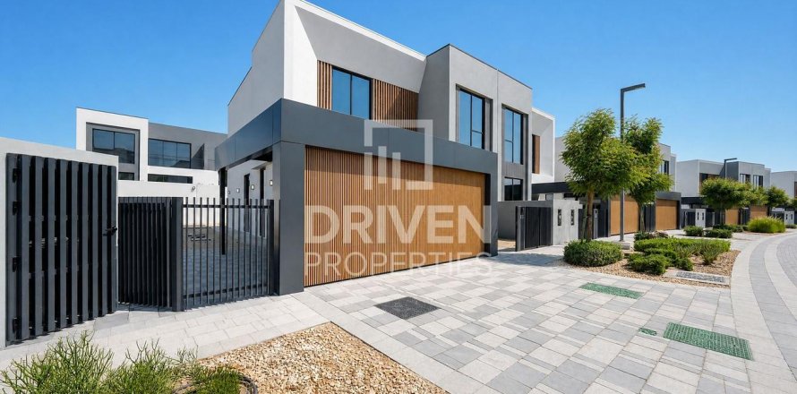 4 bedrooms Villa in Dubai Festival City, UAE No. 218599
