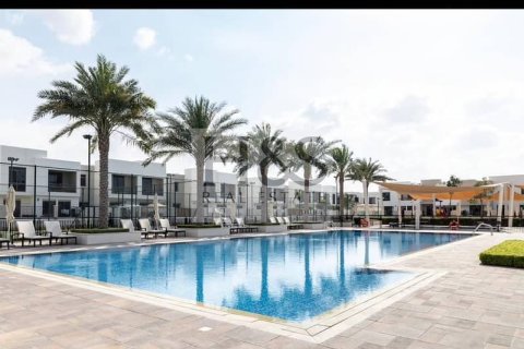 Villa de 3 chambres à Town Square, UAE No. 112808 6