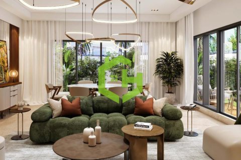 5 bedrooms Townhouse in Dubai Land, UAE No. 44600 5