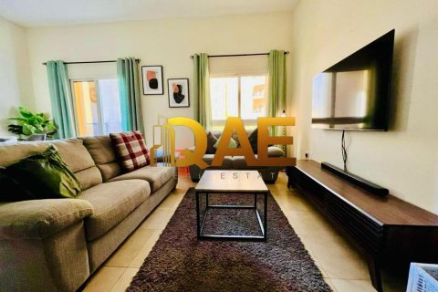 Appartement de 2 chambres à Remraam, UAE No. 10585 24