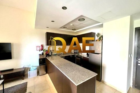 Appartement de 2 chambres à Remraam, UAE No. 10585 17
