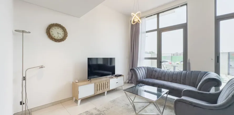 2 bedrooms Apartment in Dubai, UAE No. 215889