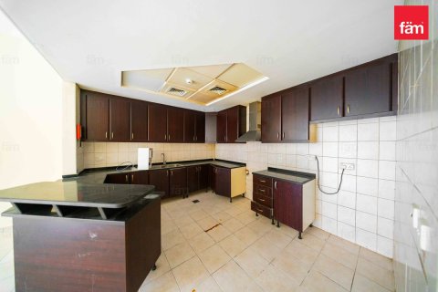 2 bedrooms Apartment in Jebel Ali, UAE No. 222343 15