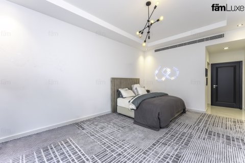 5 bedrooms Villa in Dubai, UAE No. 215891 13
