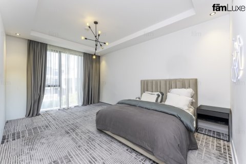 5 bedrooms Villa in Dubai, UAE No. 215891 28