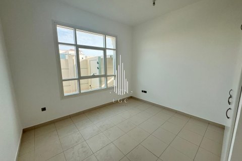 6 غرفة نوم  فيلا في مدينة خليفة, الإمارات العربية المتحدة رقم 29339 18