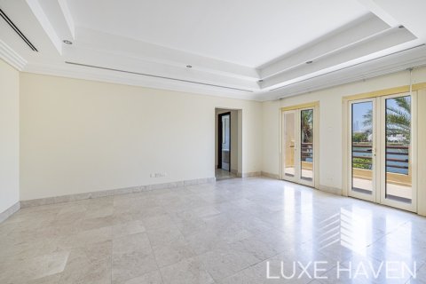 6 bedrooms Villa in Meadows, UAE No. 10635 13