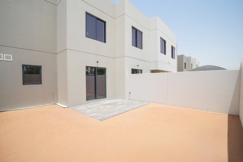 Townhouse de 2 dormitorios en Yas Island, UAE No. 214747 9