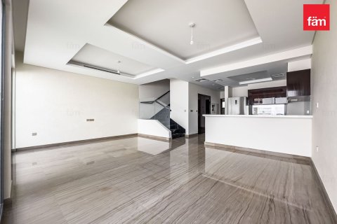 3 bedrooms Townhouse in Dubai, UAE No. 215989 9