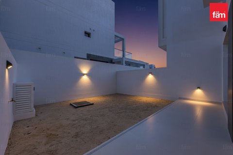 3 bedrooms Townhouse in Dubai, UAE No. 215989 21