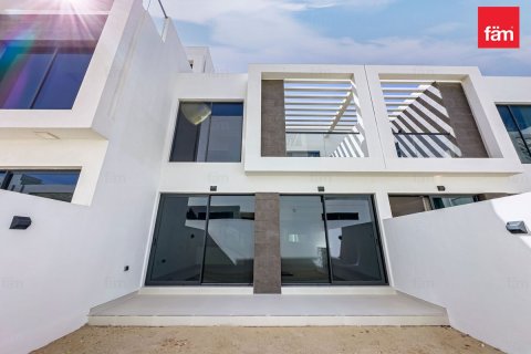 3 bedrooms Townhouse in Dubai, UAE No. 215989 19